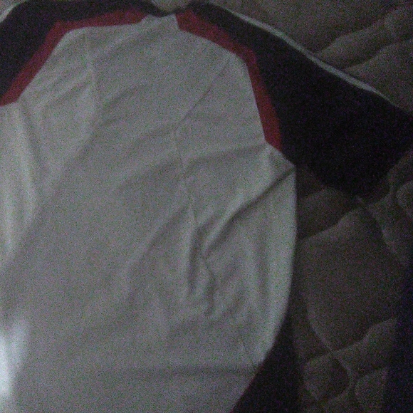 Adidas tee shirt - Picture 2 of 2